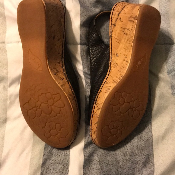 ➡️ Bundle & Save! NWOT BOC Wedges - Picture 3 of 3